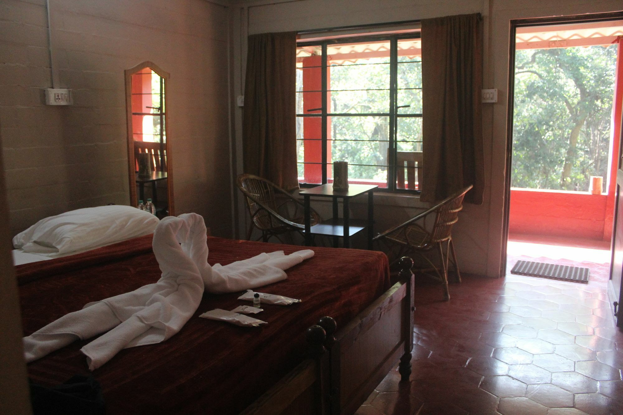 Secret Valley Jungle Resort Утакаманд Экстерьер фото